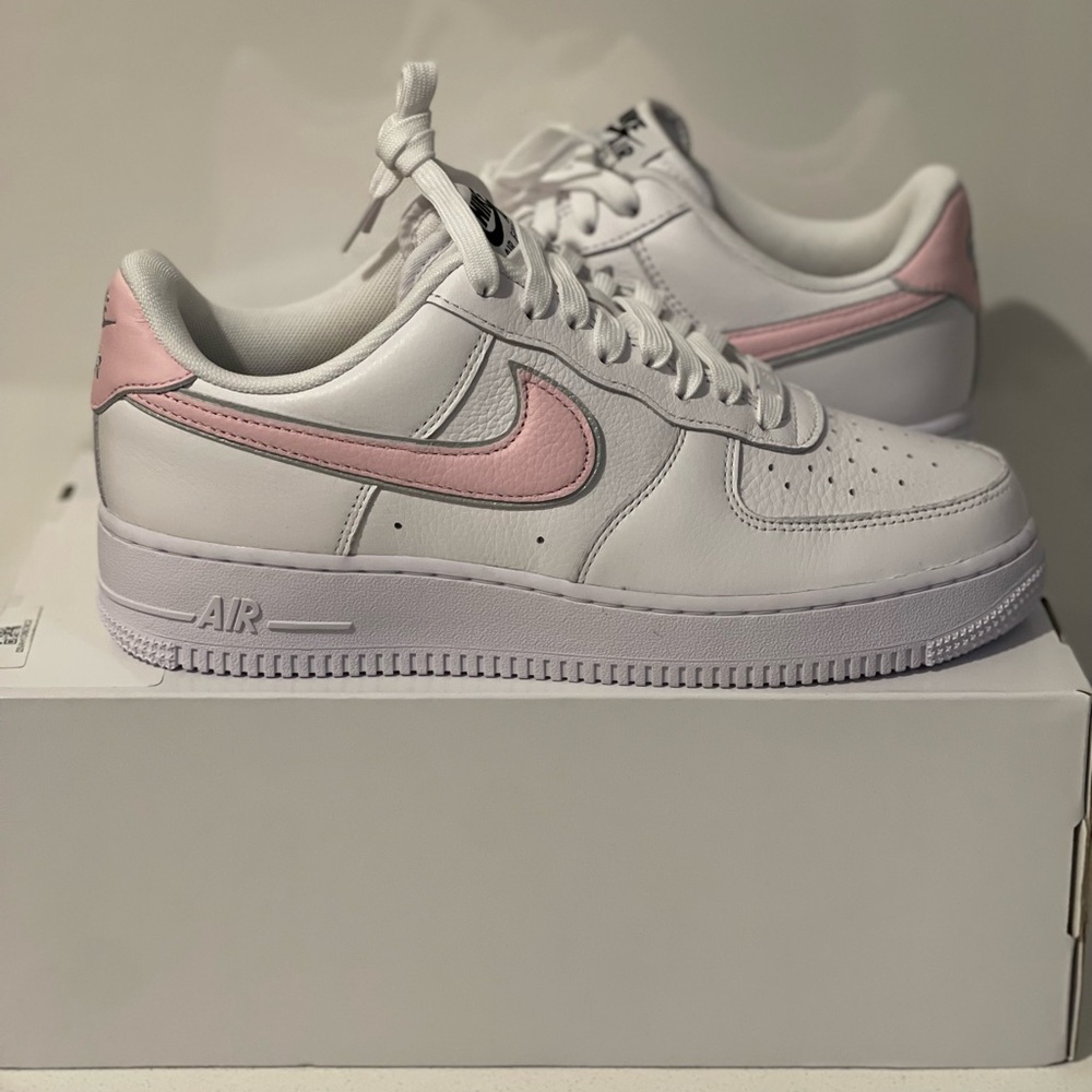 NIKE AirForce1 White Leather with Pink Swish — Brand New!